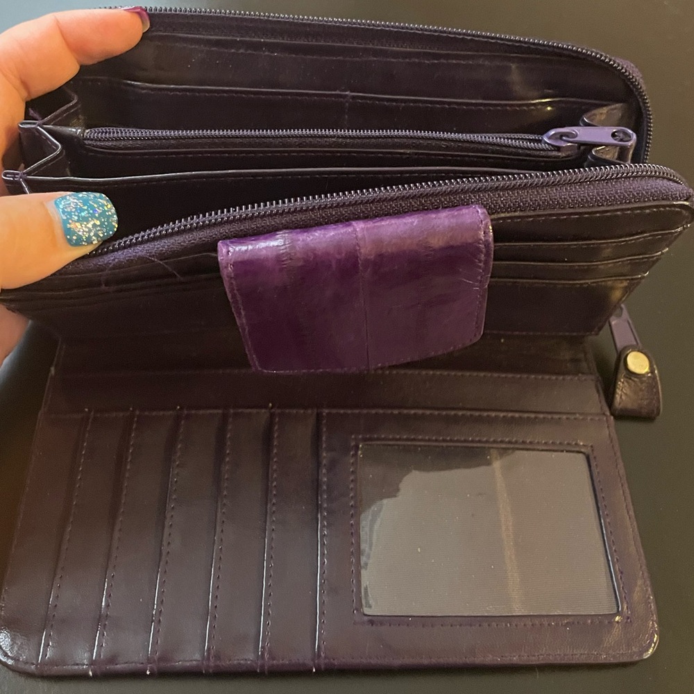 Pre-owned Vintage Lee Sands Purple Eel Skin Wallet. - Picture 2 of 3